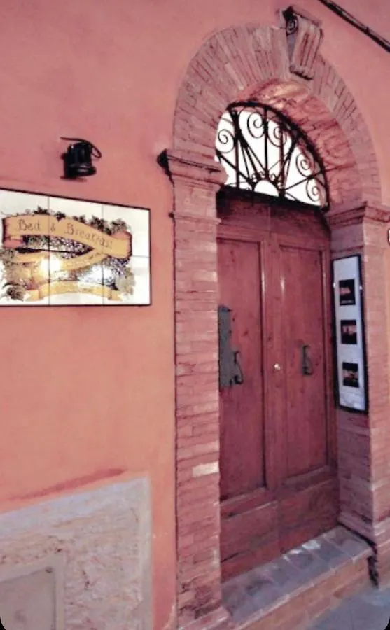 Guesthouse Da Idolina Dal 1946 Montalcino 3*,
