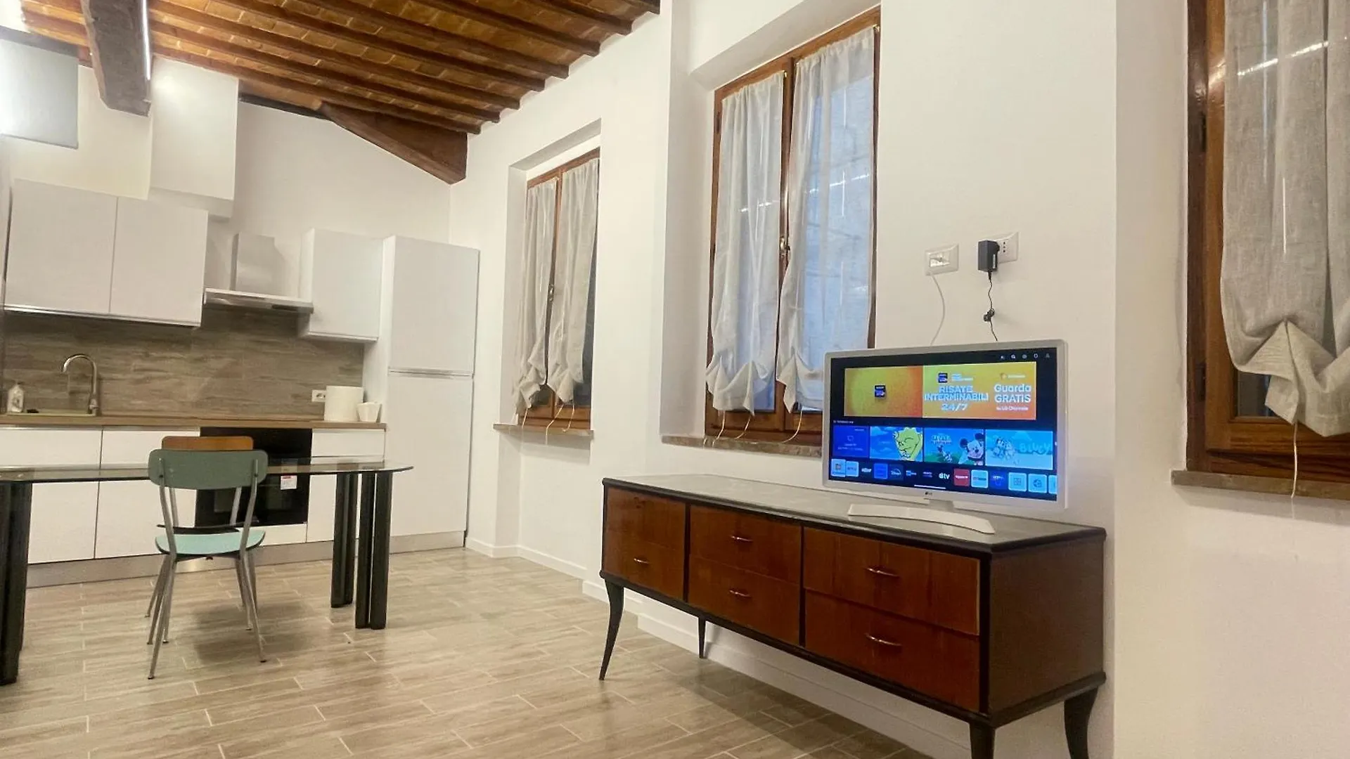 Guesthouse Da Idolina Dal 1946 Montalcino 3*,  Italy